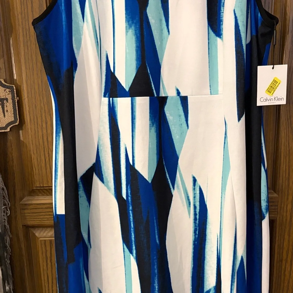 Calvin Klein Abstract Midi Sheath Dress W/Silver Hardware - Picture 5 of 11